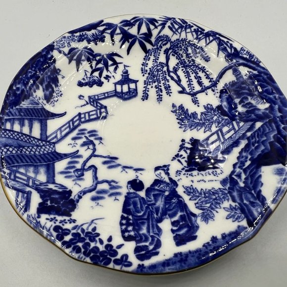 Royal Crown Derby Mikado Blue Oriental Tea Cup and Saucer Set - Picture 6 of 10